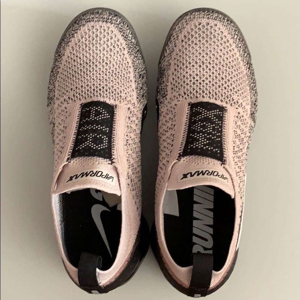 Like New Nike Air Vapormax Moc